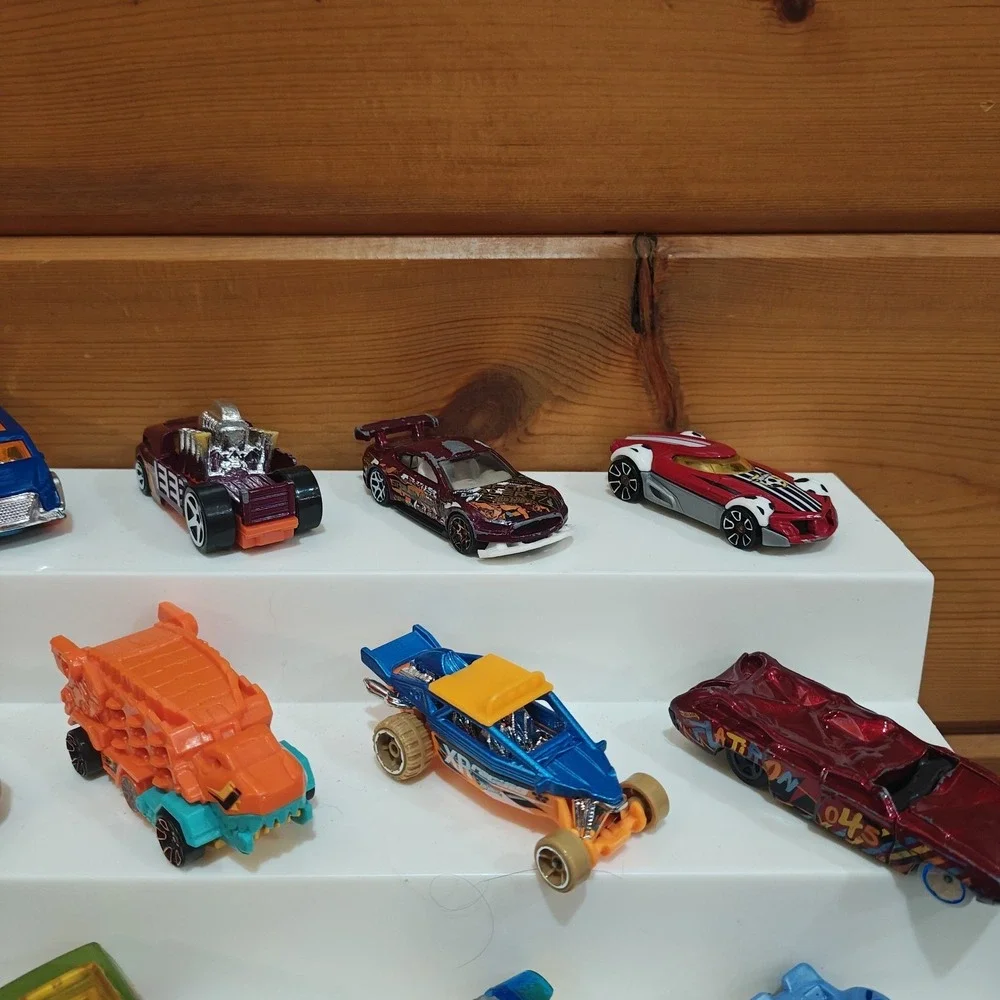 19 Piece Modern 2000-2026 Hot Wheels Funny Unrealistic Cars Loose Bundle Lot